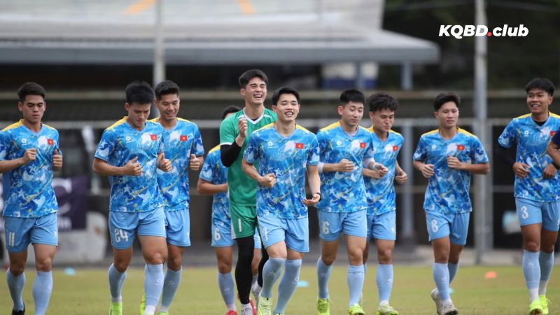 U22 Việt Nam được tấp hồi phục nhẹ sau trong buổi tập diễn ra vào chiều ngày 4/12